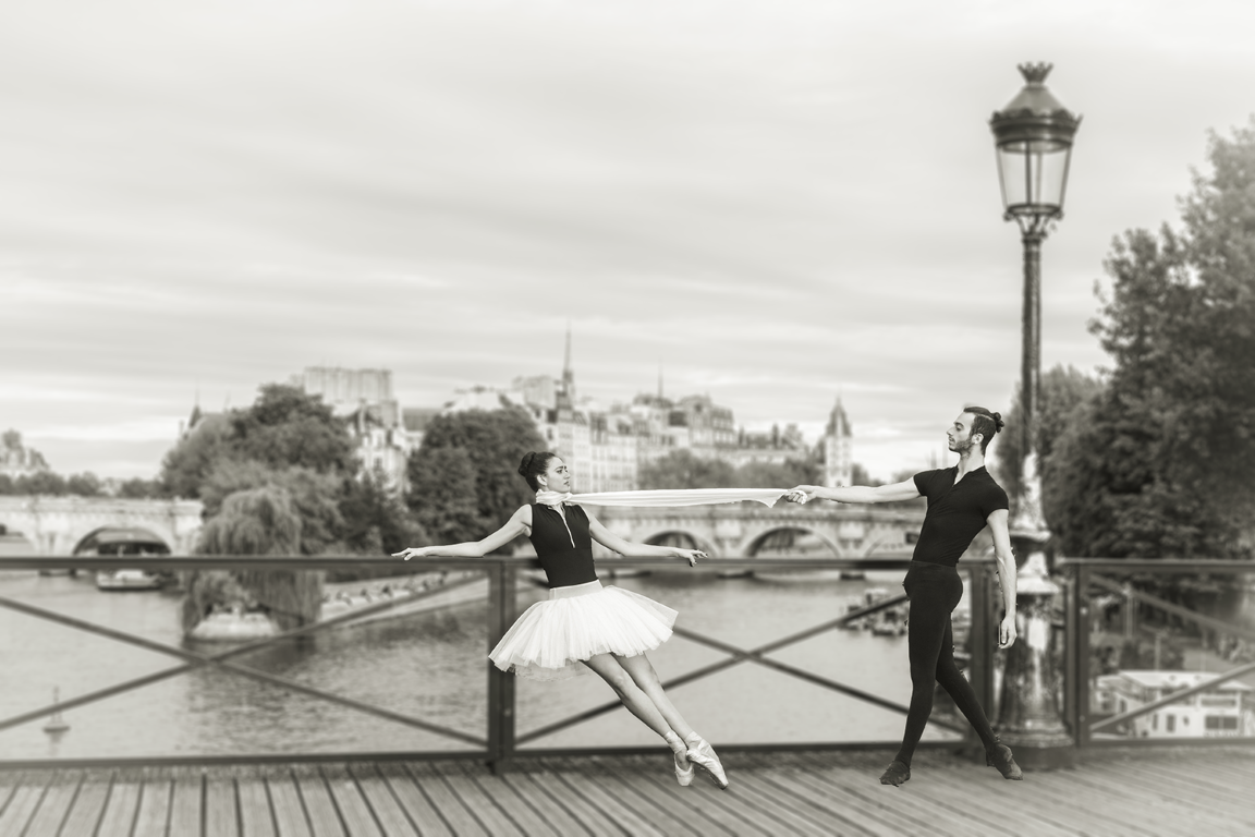 Alumnos de danza al aire libre